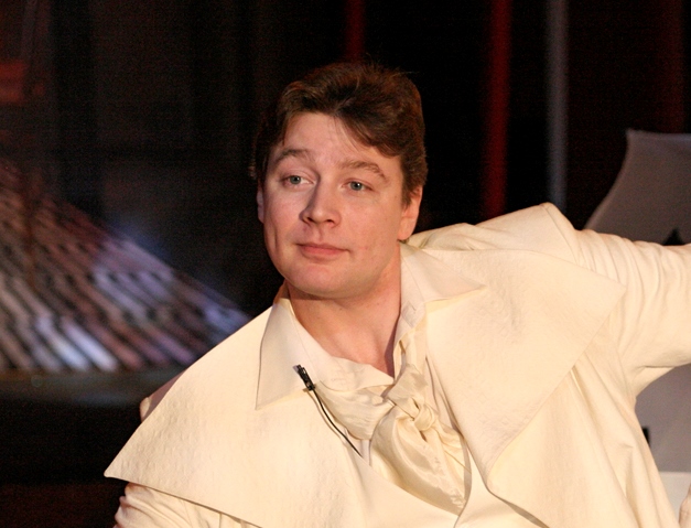 Дмитрий Новиков