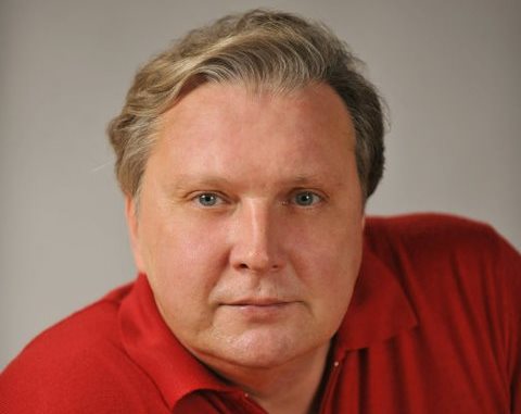 Виталий Петров