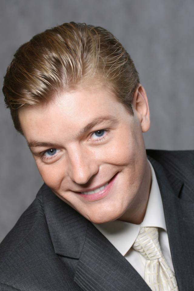 Дмитрий Попов
