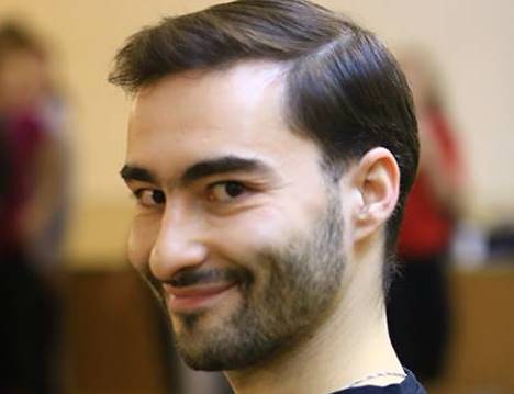 Антон Николаев