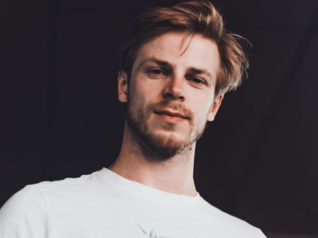 Станислав Тикунов